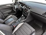 Volkswagen Golf 2.0 TDi 110kw plný servis!  - náhled 11