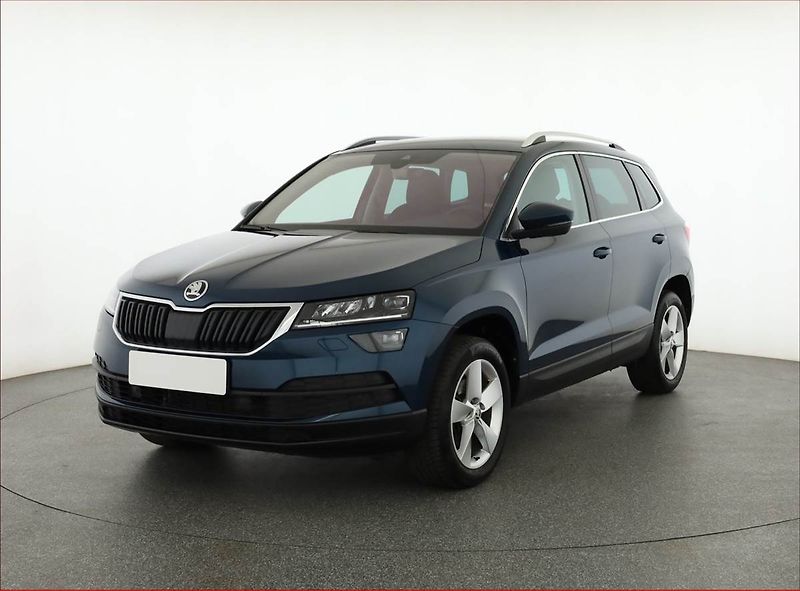 Škoda Karoq (2021) Style 1.5 TSI - fotka 2 z 21
