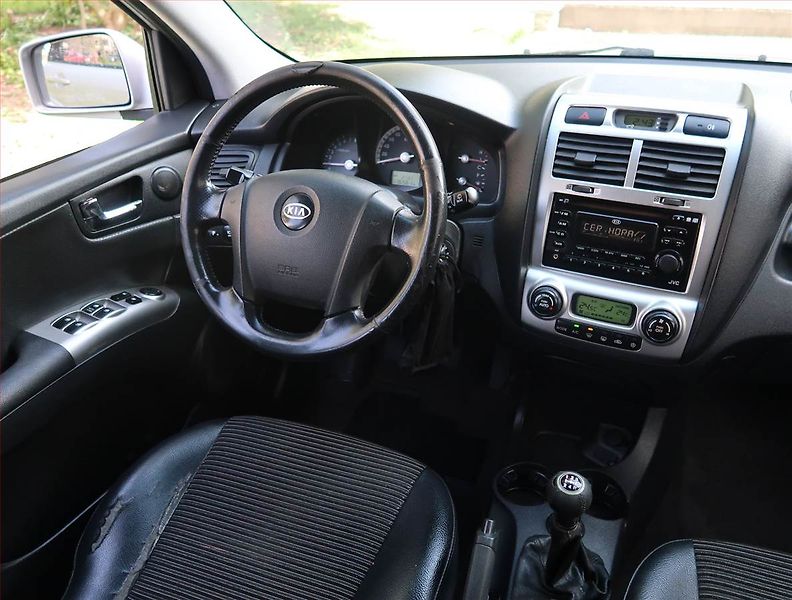 Kia Sportage (2007) 2.0 16V, LPG, 4X4, Tempomat - fotka 7 z 17