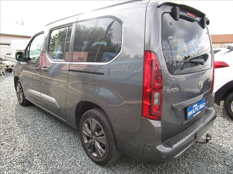 Toyota ProAce City Verso 1.5D-4D, 1. majitel - fotka 4 z 65