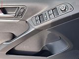 Volkswagen Tiguan (2012) 2.0 TSi 4X4, DSG, výhřev sed. - náhled 11