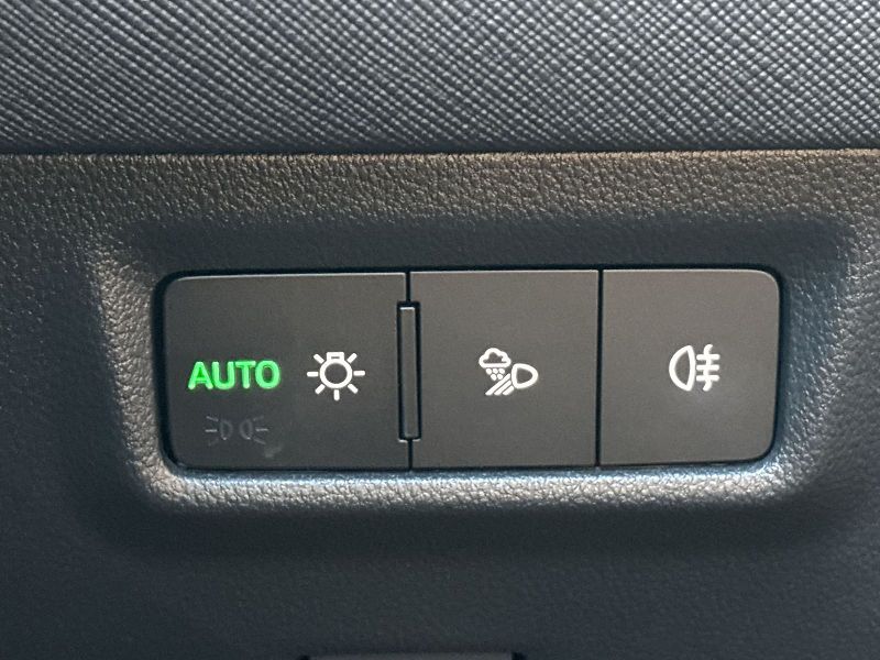 Škoda Kodiaq (2024) 2.0 TDI 4x4 DSG Exclusive Sele - fotka 17 z 36