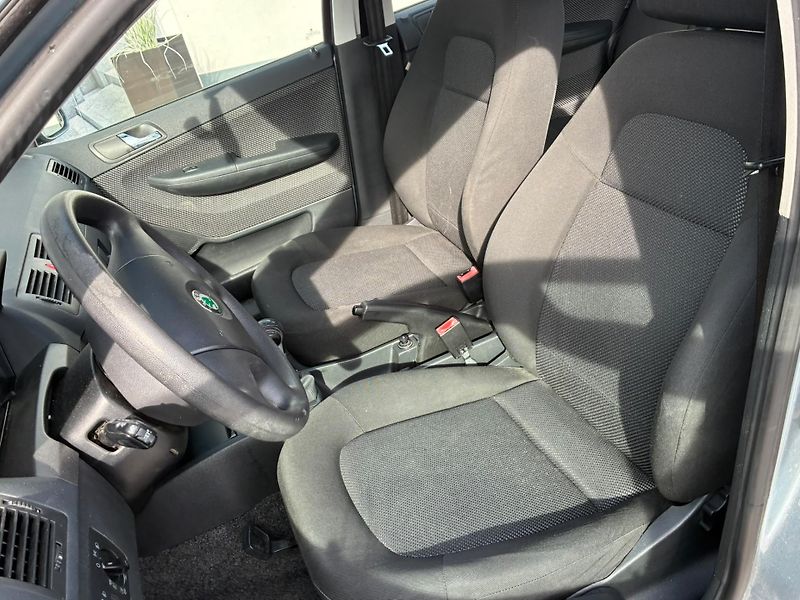 Škoda Fabia (2006) 1.4MPi, 55KW,TEMP., BEZ KOROZE - fotka 20 z 22