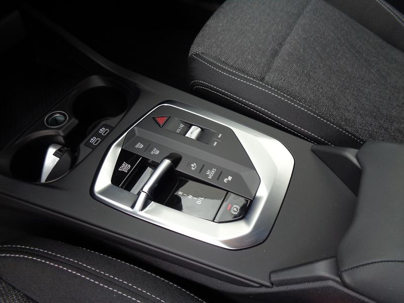 BMW Řada 1 120d - fotka 10 z 14