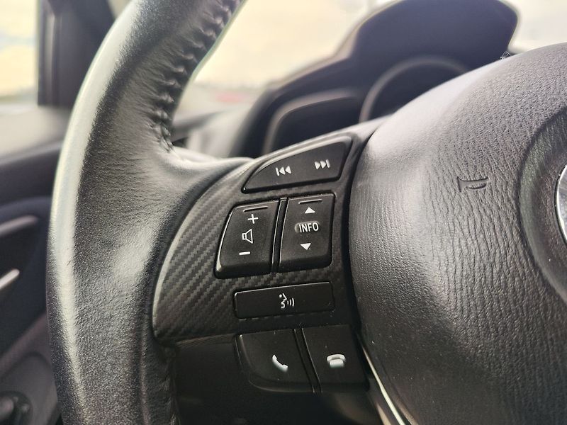 Mazda 2 1.5 Skyactiv/55kW - fotka 19 z 28