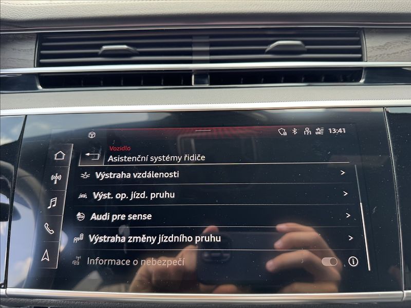 Audi A8 3,0 50 TDI QUATTRO LASER DPH - fotka 39 z 50
