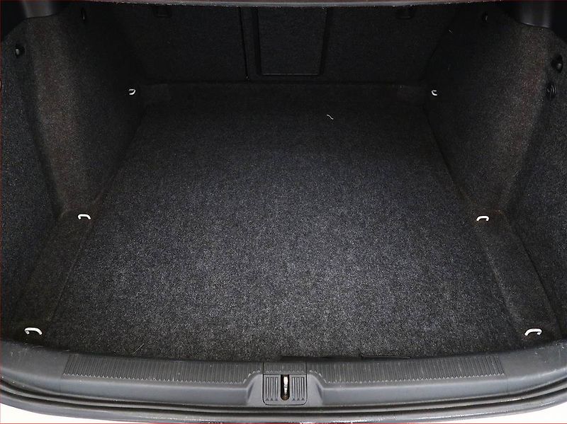 Škoda Octavia (2012) 1.2 TSI, Tempomat - fotka 13 z 15