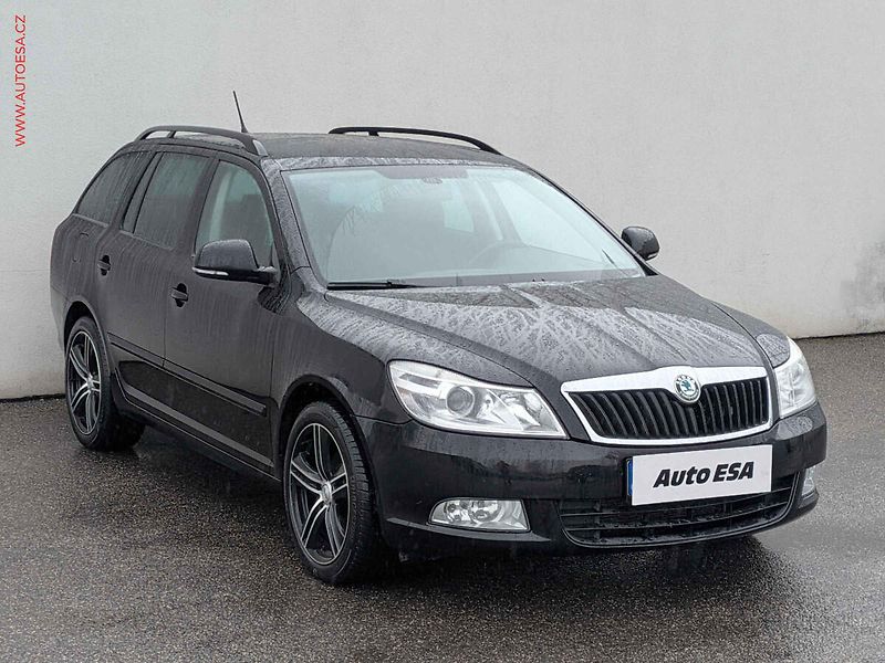 Škoda Octavia (2012) 1.6 TDi, ČR, Elegance - fotografie inzerátu