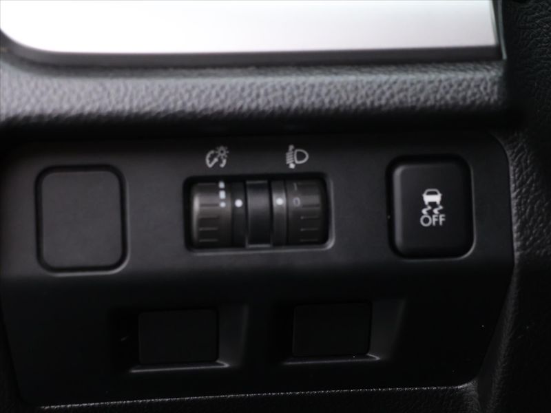 Subaru Forester 2,0 D-L 108kW CZ Sport - fotka 16 z 34