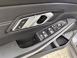 BMW Řada 3 330e 2.0/215kW Sportline PHEV - náhled 37