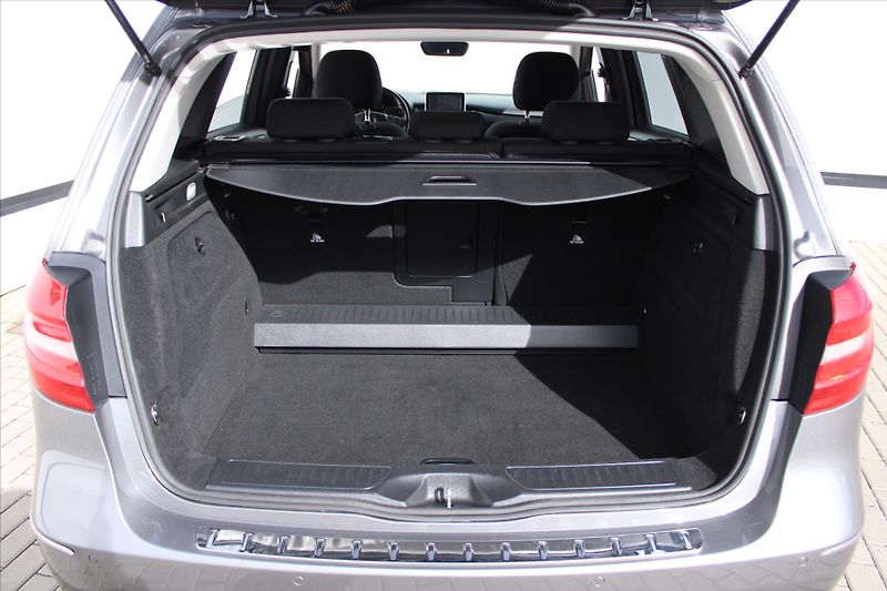 Mercedes-Benz Třídy B 220 CDI 125kW A/T SERVIS.KNIHA - fotka 11 z 24