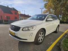 Volvo XC60 (2015) D4 AWD TAŽNÉ AUTOMAT - fotografie inzerátu