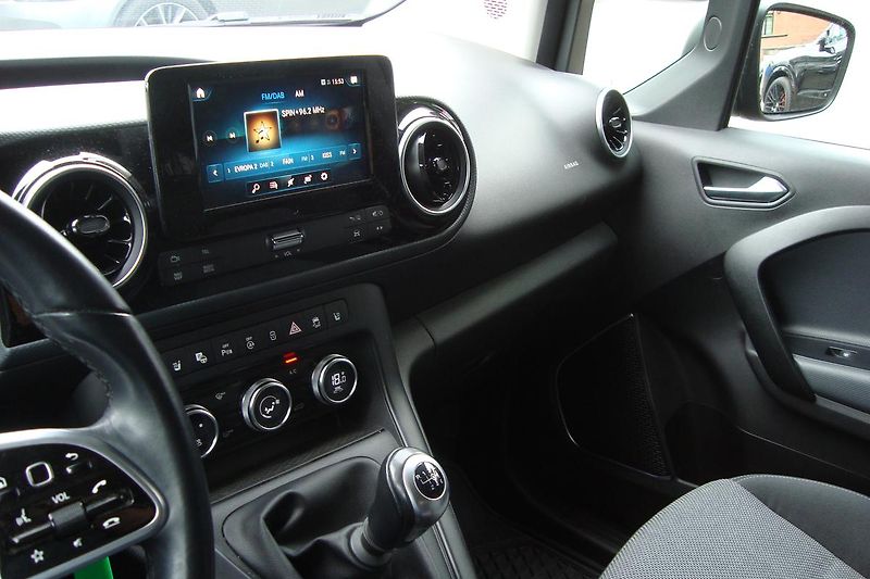 Mercedes-Benz Citan (2022) 110CDi, ČR, 1.Majitel, 3/2022 - fotka 54 z 63