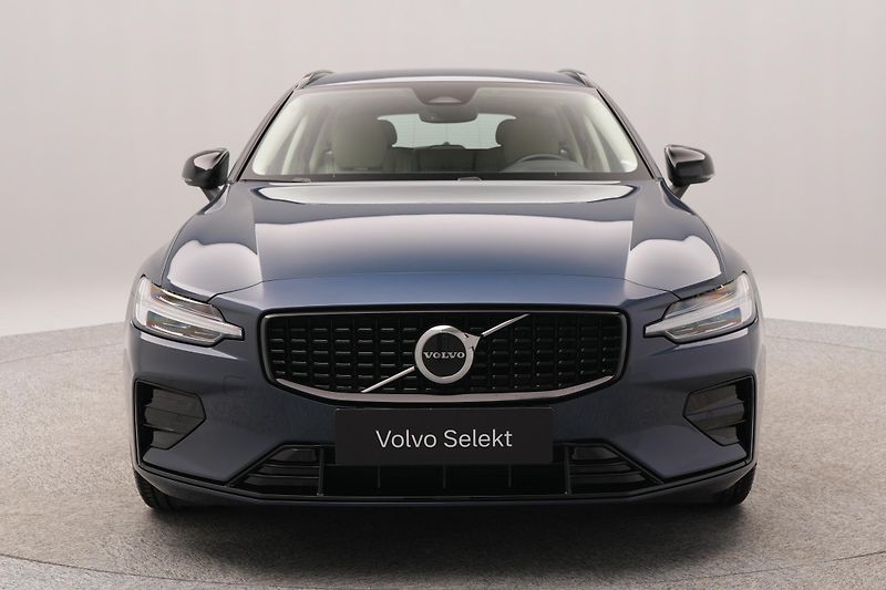 Volvo V60 B4 DARK PLUS CZ 1.maj - fotka 16 z 47