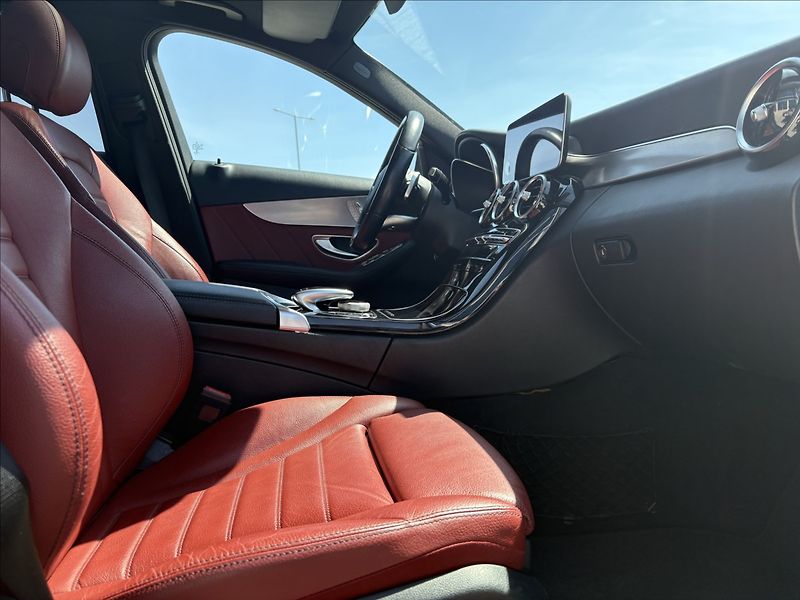 Mercedes-Benz Třídy C 2,0 C 300 d 4M ČR, 1.maj - fotka 7 z 22
