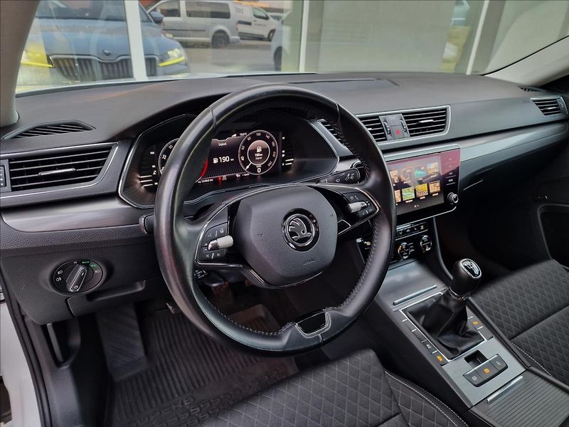 Škoda Superb 2.0TDI 110kW,původ ČR,1.Maj - fotka 20 z 50