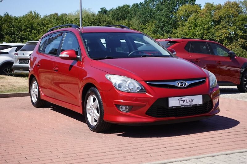 Hyundai i30 1,4i 80kW M/T - fotka 3 z 23
