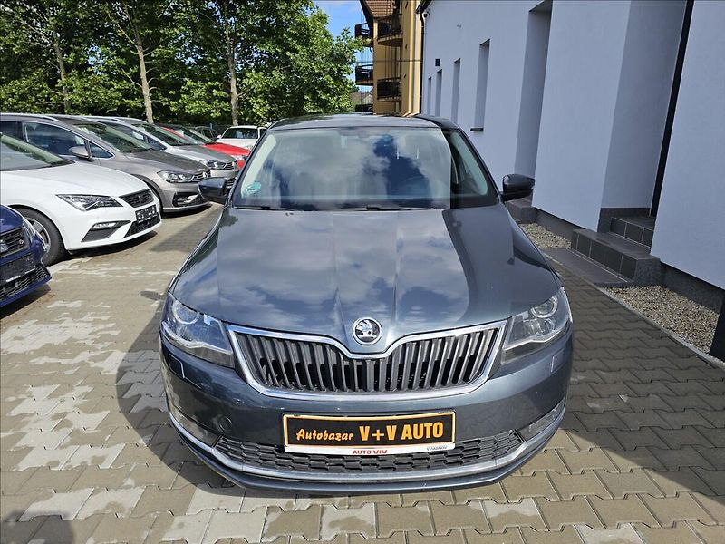 Škoda Rapid 1,0 TSi Drive NAVI ALU - fotka 2 z 39