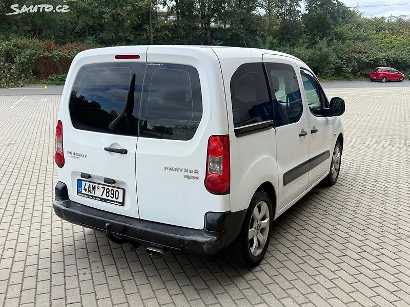 Peugeot Partner (2011) 1.6HDi 55kw 5 míst Tažné - fotka 5 z 15