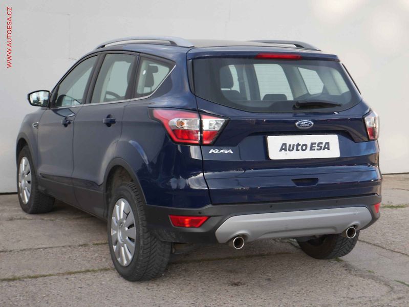 Ford Kuga (2019) 1.5 EcoBoost, Navi, TZ - fotka 4 z 19