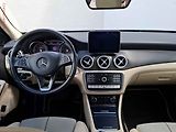 Mercedes-Benz GLA (2018) 2.0i 4Mat, ČR, AT, ACC, LED - náhled 8