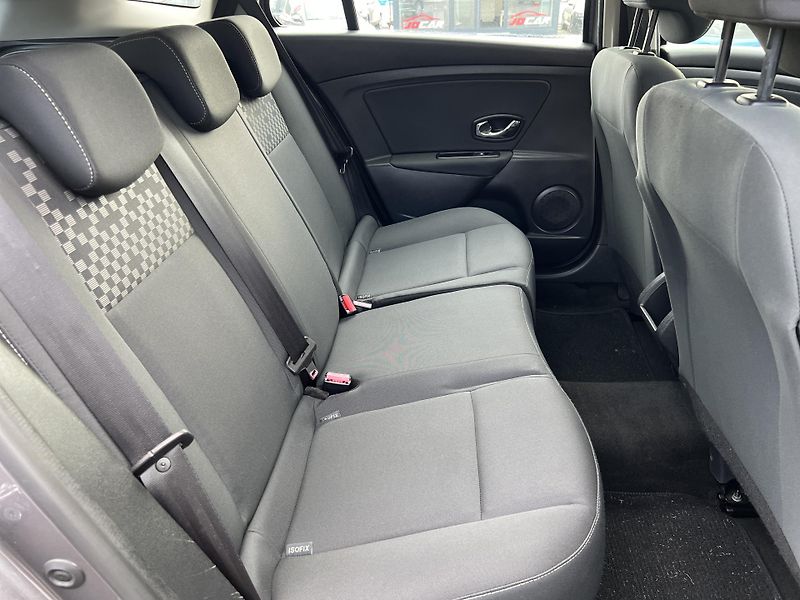 Renault Mégane 1.5DCi KLIMA TEMPOMAT odp.DPH - fotka 32 z 44