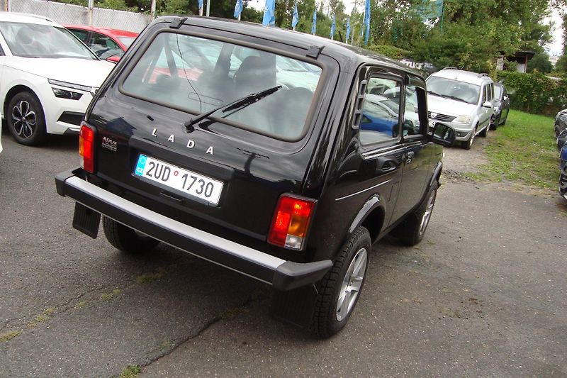 Lada Niva (2026) LEGEND, 1.7i,4x4,Nové,STK 8/28 - fotka 7 z 63