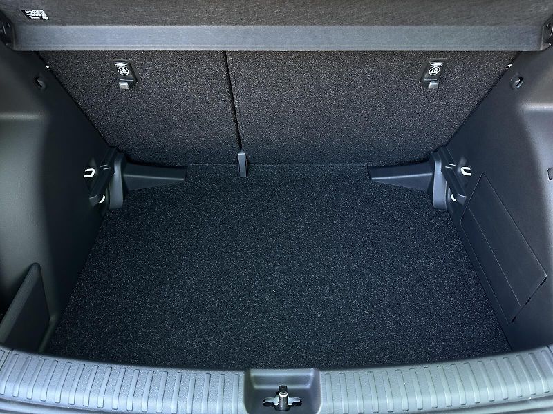 Škoda Fabia 1.0TSi 95PS LED V.Cockpit 2Z.C - fotka 39 z 40