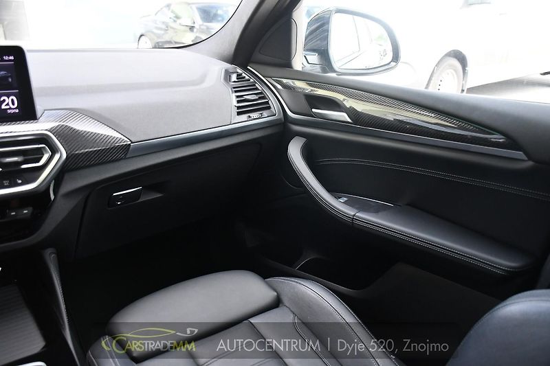 BMW X4 xD30d M-SPORT NTOP TAŽNÉ ČR 1M - fotka 23 z 54