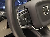 Volvo XC40 D4 AWD INSCRIPTION REZERVACE - náhled 19