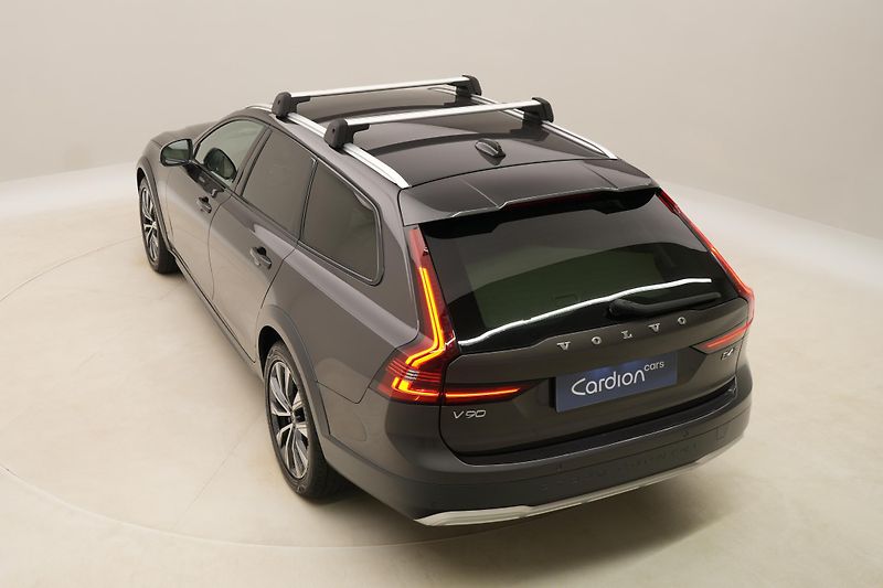 Volvo V90 CC B4 AWD CORE AUT CZ - fotka 17 z 52