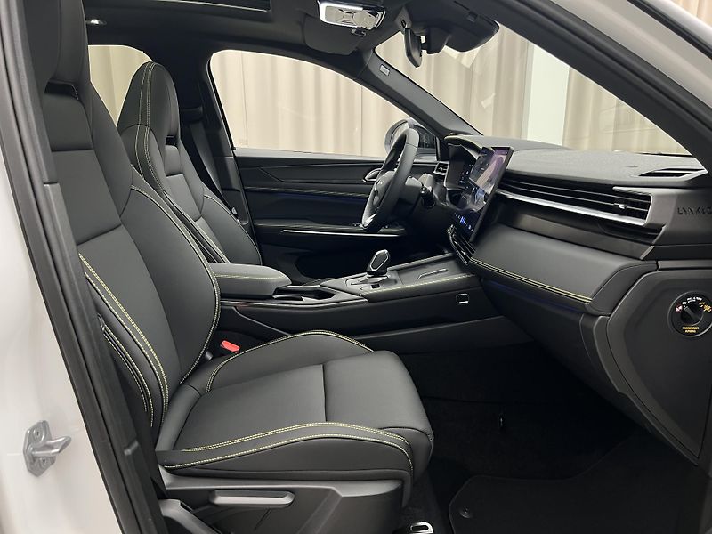 Lynk & Co 01 MORE PHEV AUT CZ 1.maj - fotka 18 z 54