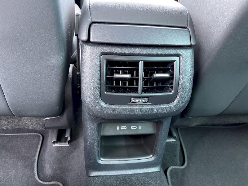Seat Ateca (2022) 1.5 TSI 110 kW FR DSG - fotka 26 z 34
