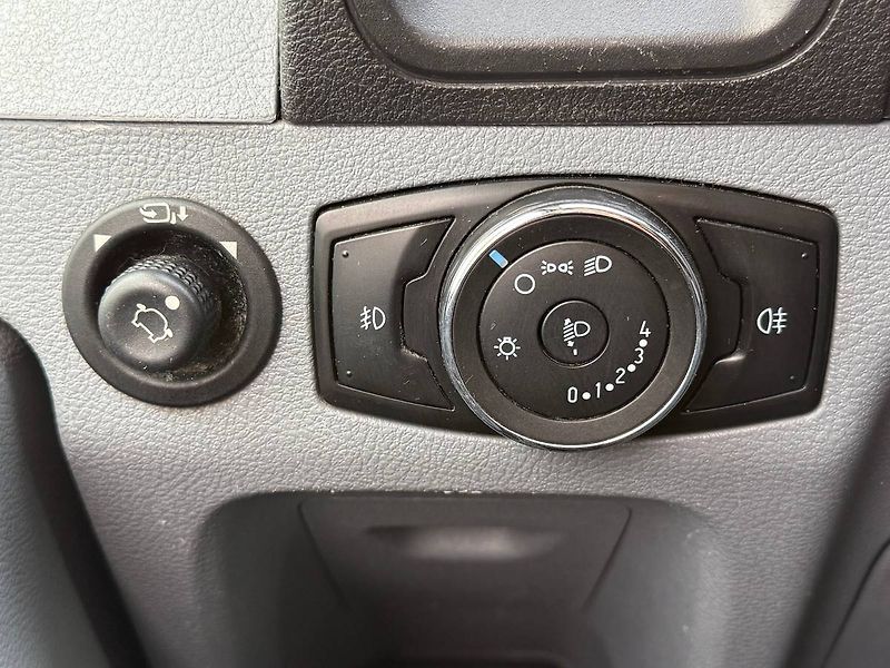 Ford Transit (2014) 2.2 TDCi 92 kW Trend - fotka 17 z 24