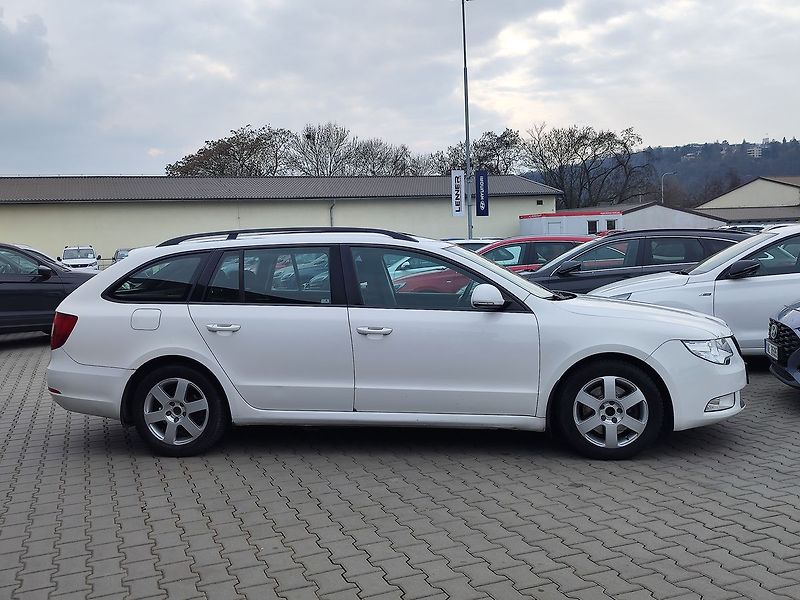 Škoda Superb 1.8 TSi/118kW Comfort DSG ČR - fotka 4 z 33
