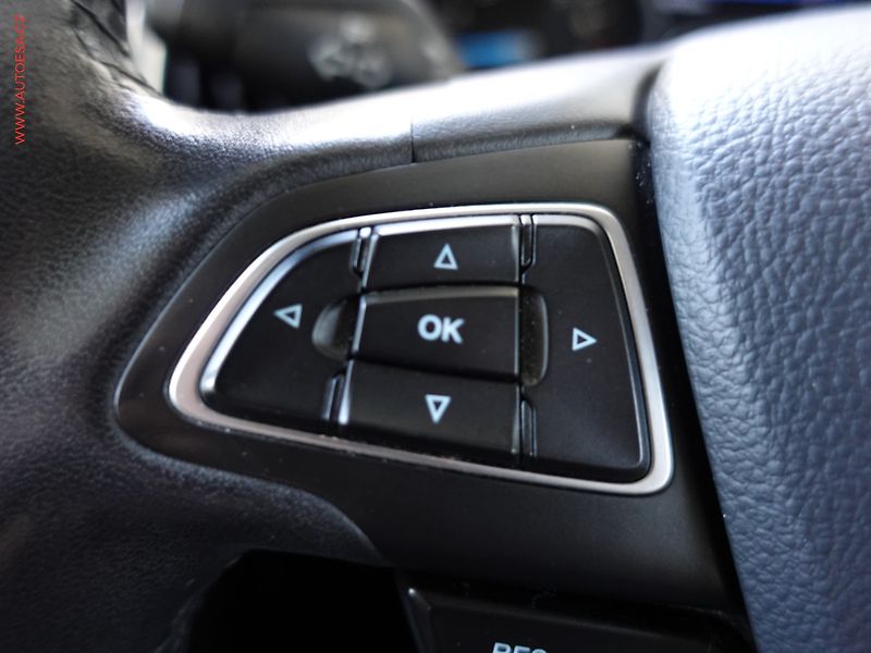 Ford C-MAX (2018) 1.0 EB, Titanium - fotka 15 z 23