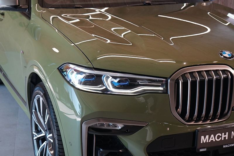 BMW X7 M50i xD, Executive Drive Pro - fotka 5 z 50