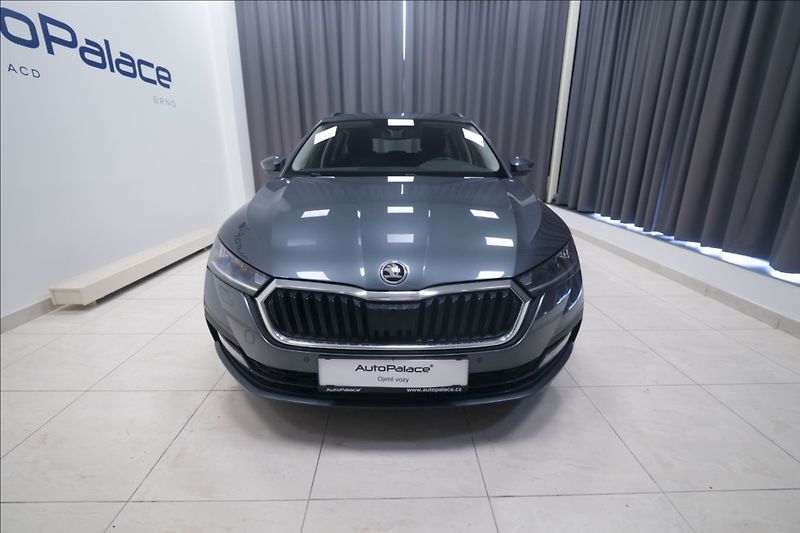 Škoda Octavia 2,0 TDI DSG VÝHŘEV 1. MAJ ČR - fotka 2 z 41