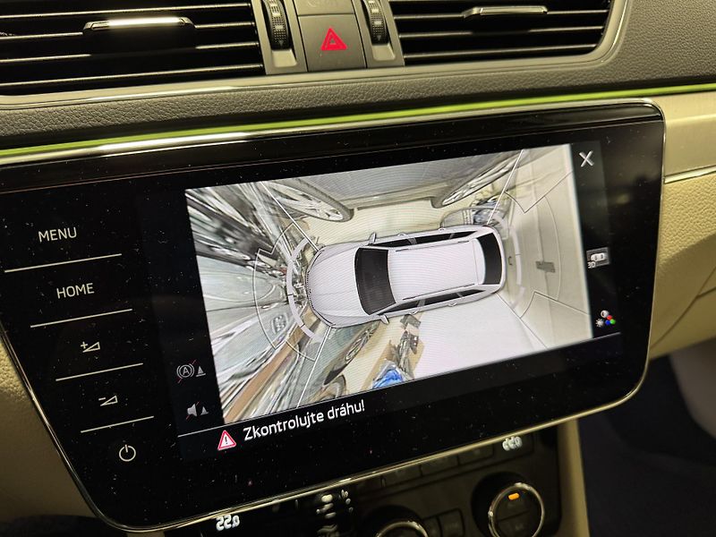 Škoda Superb (2023) L&K 2,0 TDI 147 kW 7-st aut 4x - fotka 46 z 66