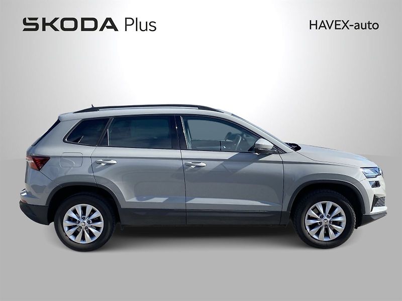 Škoda Karoq (2024) 1.5 TSI Selection - fotka 32 z 34