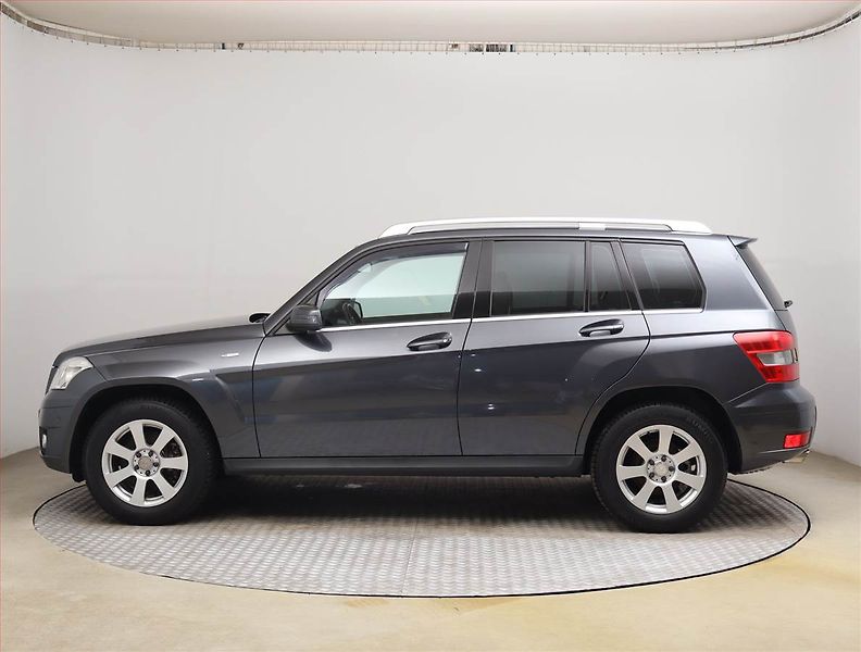 Mercedes-Benz GLK (2011) 200 CDI, Kůže, Park. senzory - fotka 3 z 20