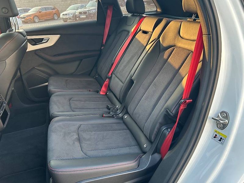 Audi Q7 SUV 50 Sline Quattro 8TT 3,0TD - fotka 9 z 30