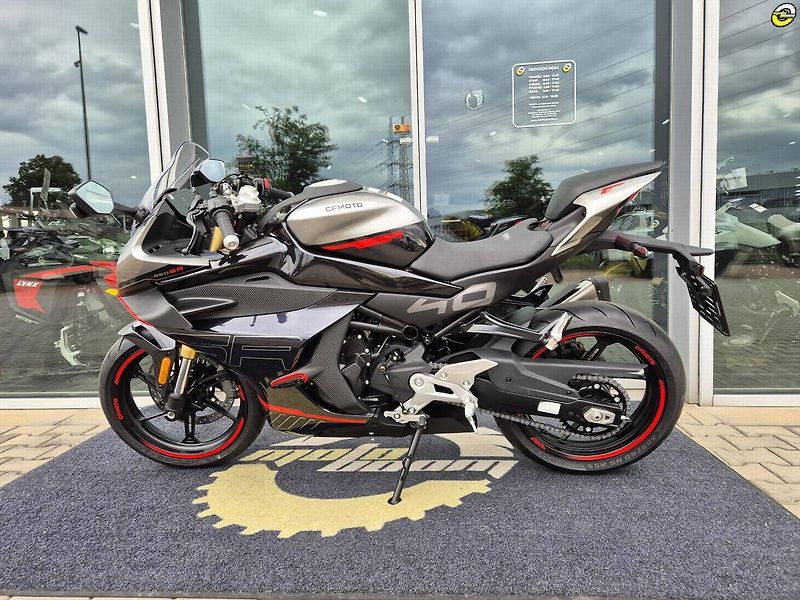 CFMOTO 450 SR (2026) - fotka 7 z 19