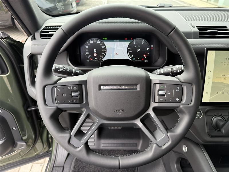 Land Rover Defender (2026) 3,0 110 DYNAMIC SE D250 - fotka 14 z 36