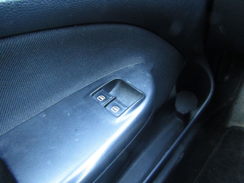 Škoda Octavia (2010) 1.6 TDI 77kW  DSG - fotka 28 z 34