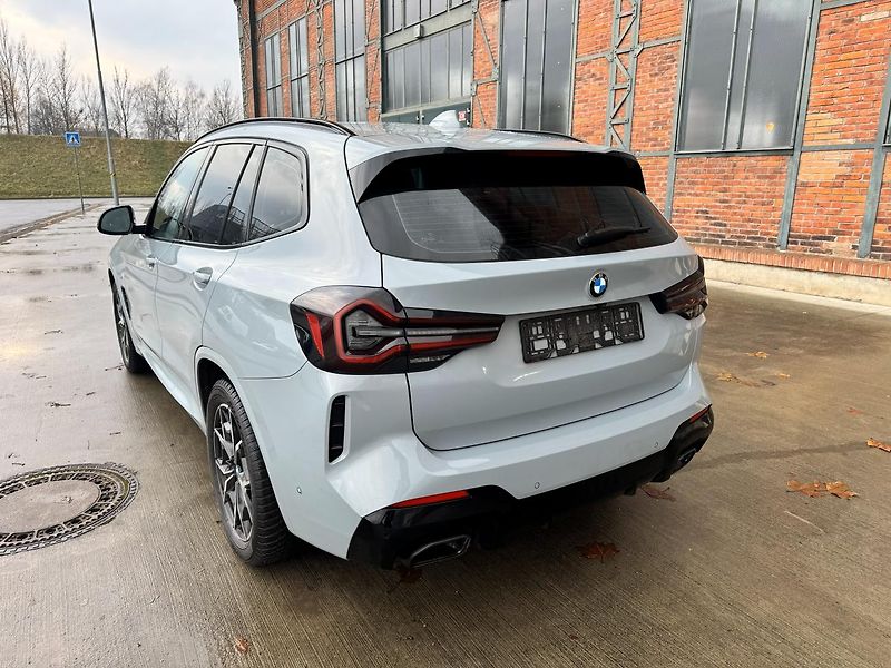BMW X3 (2023) xDrive 20d M paket + tažné - fotka 5 z 27