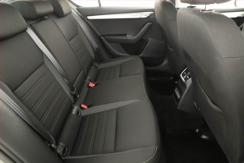Škoda Octavia (2019) 2.0 TDI, Serv.kniha, Navi - fotka 7 z 14