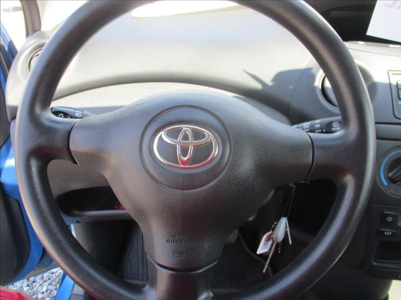 Toyota Yaris 1,0 VVTi, Automat, CZ - fotka 14 z 30