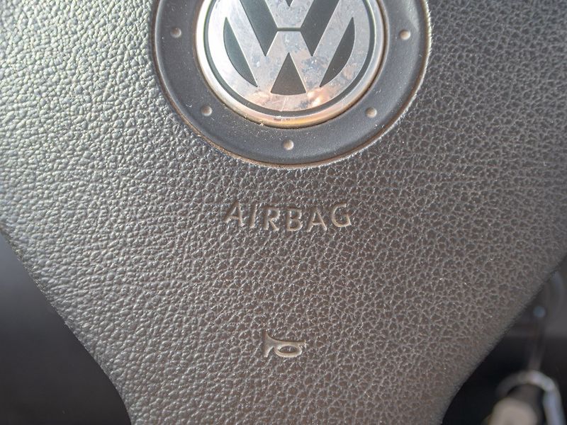 Volkswagen Caddy (2008) ČR 1.9TDI 55KW – PO ROZVODECH - fotka 24 z 36