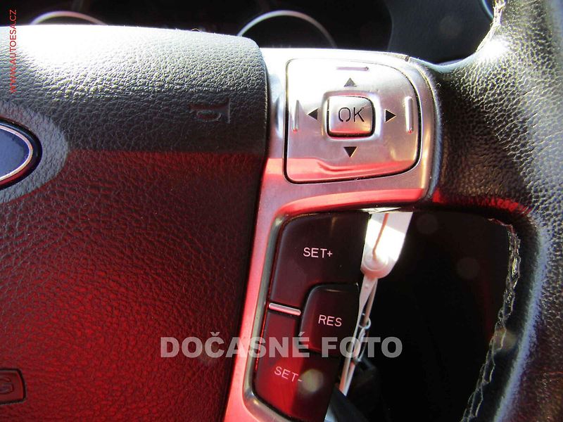 Ford S-MAX (2011) 2.0TDCi, 1.maj, AC - fotka 15 z 18